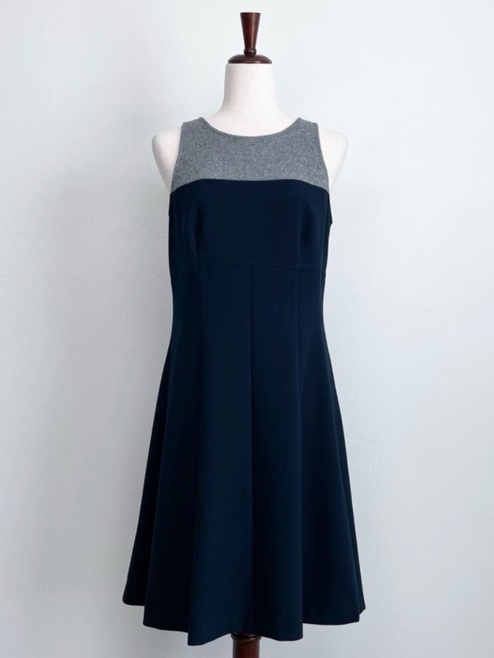 Ann Taylor LOFT Career Business Casual Navy Blue Tailored Sleeveless Dress NWT